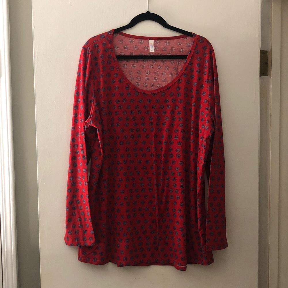Women’s Red Scoop Neck Long Sleeve Top